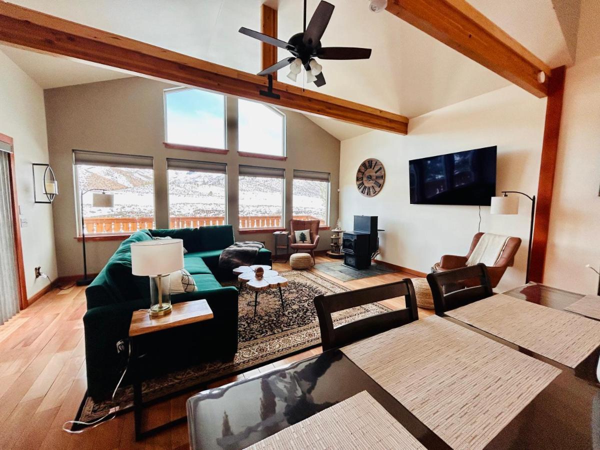 Twin Pines Cabin In Wilderness Ranch On Hwy 21, Amazing Views, 20 Ft Ceilings, Fully Fenced Yard, Pet Friendly, , Go Paddle Boarding At Lucky Peak, Or Snowshoeing In Idaho City And Take In The Hot Springs, Sleeps 10! Boise Exterior foto